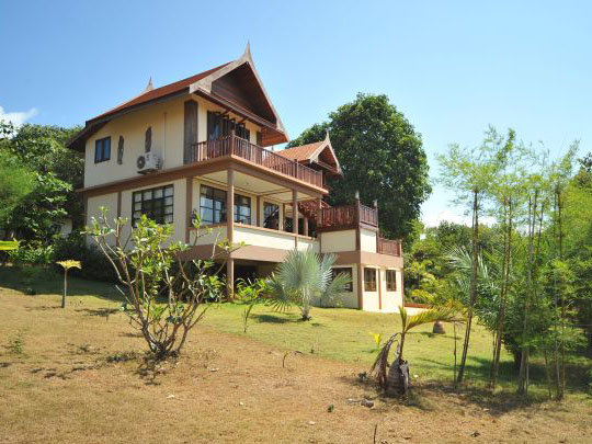 Coconut Villa Koh Mak