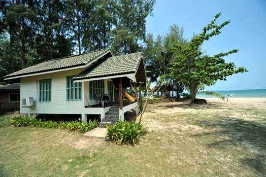 Koh mak holiday beach bungalow